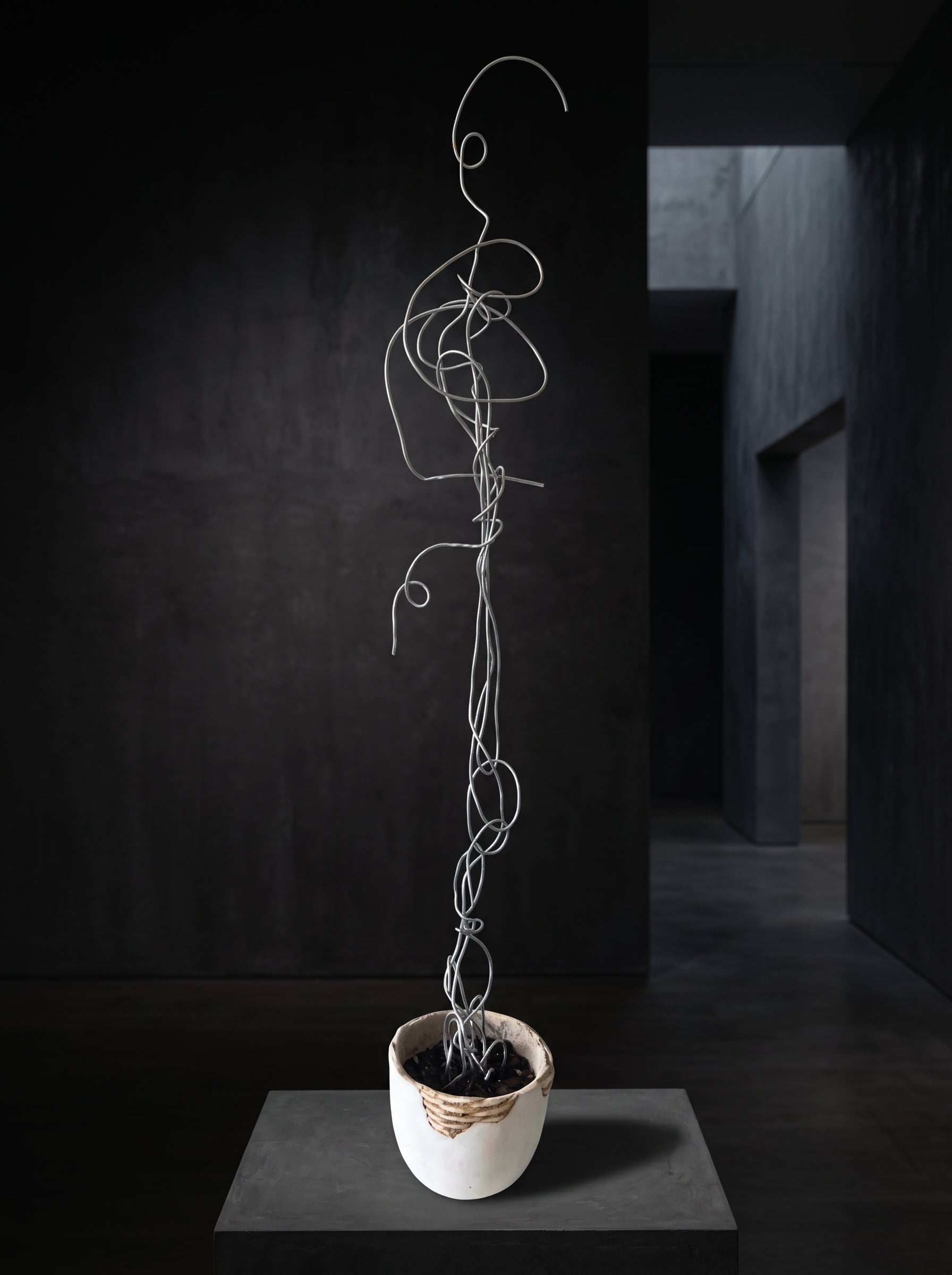 Cœur Estival, a one-of-a-kind contemporary sculpture created by artist Sébastien Di Nicolantonio for DI NICOLANTONIO PARIS.